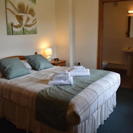 The Belted Will Inn Farlam Exteriör bild